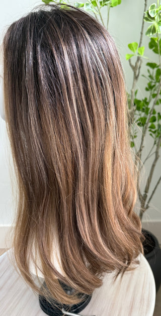 Side view of hair in sunlight 