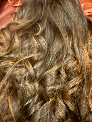 Holiday deal- 23” level 2 brunette (medium cap)