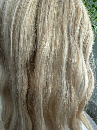 27” Mongolian Hair (hand tied) Medium