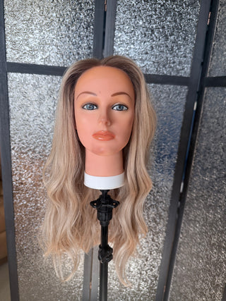 The Vienna | Dimensional Beige Blonde |  Remy European