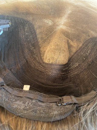 Cap construction for closed wefted with lace front 