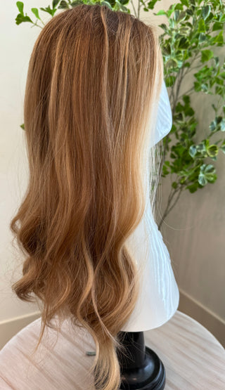 Side view of length and coloring 