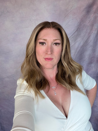 The Sienna | Dimensional Beige Bronde | Remy Human Hair Wig Pre Order)