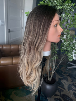 The Savannah | 22" Lived in Blonde Balayage | Remy Human Hair